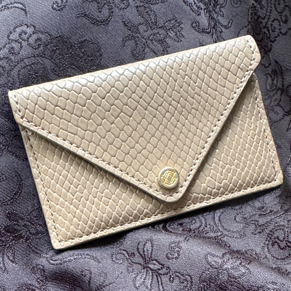 Dagne Dover Beige Textured card case